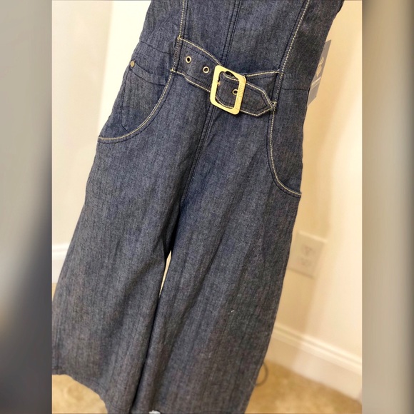 Capris Dark Denim & Gold Halter Jumper - Picture 2 of 6